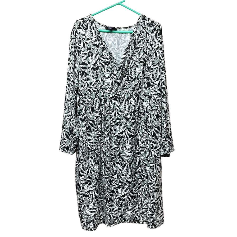 Roman’s VNeck Women’s Dress Size 24 W